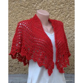 Piros, csillogós kerek kendő