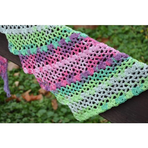 Aszimmetrikus horgolt kendő – rendelésre