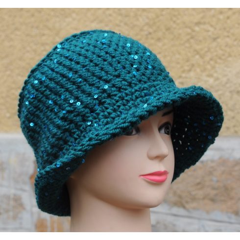 Zöld flitteres kalap